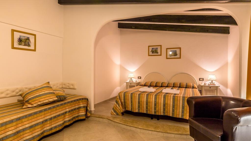 Cala Di Seta Hotel
