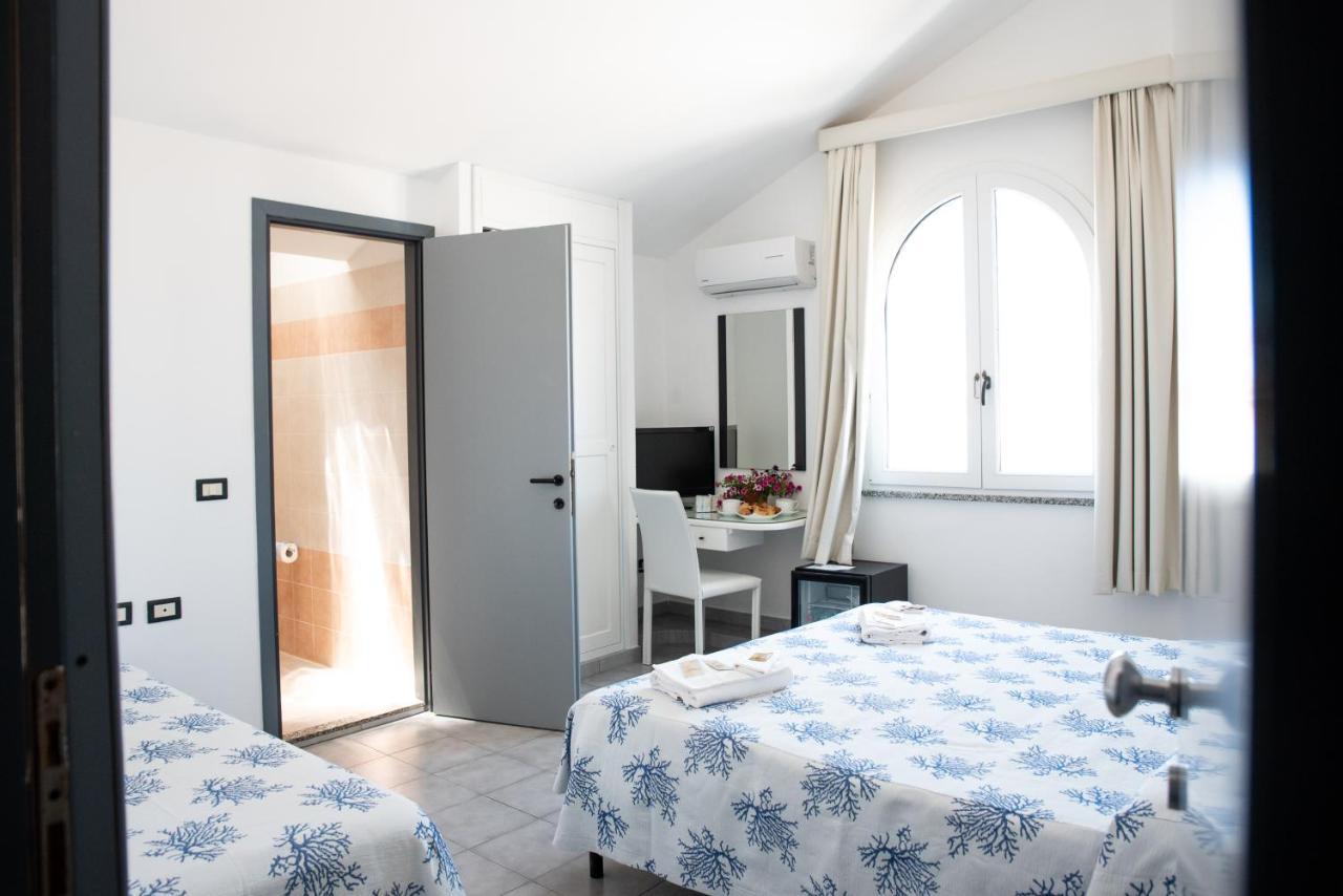 Hotel Cala Di Seta