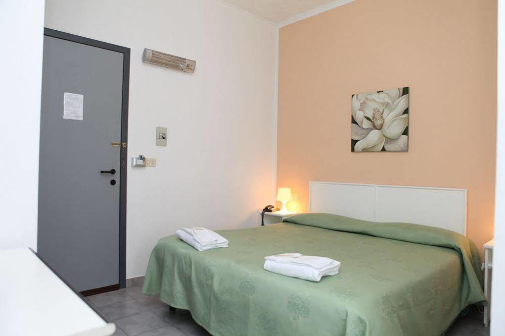 Hotel Cala Di Seta 3*